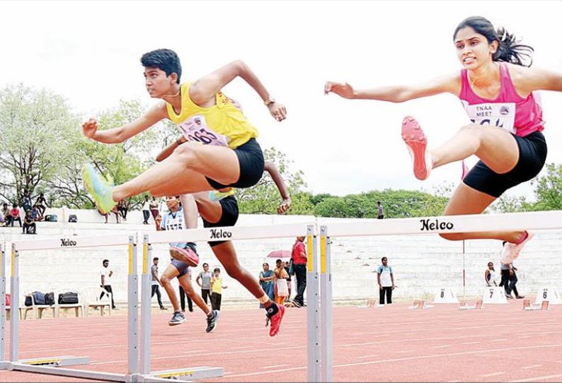 22-ந் தேதி திருச்சி அண்ணா விளையாட்டு அரங்கில் வீரமங்கை  தடகளப் போட்டிகளில் பங்கேற்க தொடர்பு கொள்ள வேண்டிய விபரம்