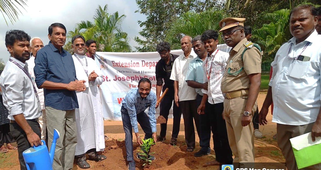 உலக மண் தின விழிப்புணர்வு கருத்தரங்கு செயின்ட் ஜோசப் கல்லூரியில் நடைபெற்றது .