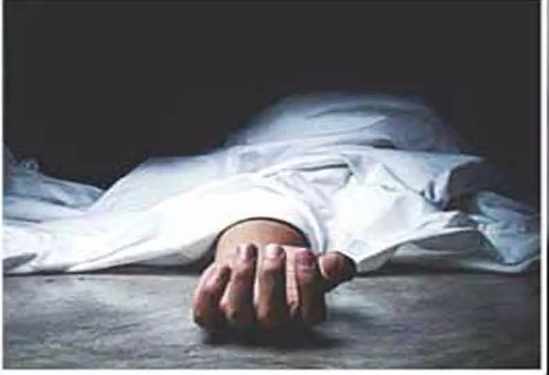 திருச்சி அருகே சாலையை கடக்க முயன்ற அடையாளம் தெரியாத வாகனம் மோதி மூதாட்டி சாவு . யார் அவர் ?