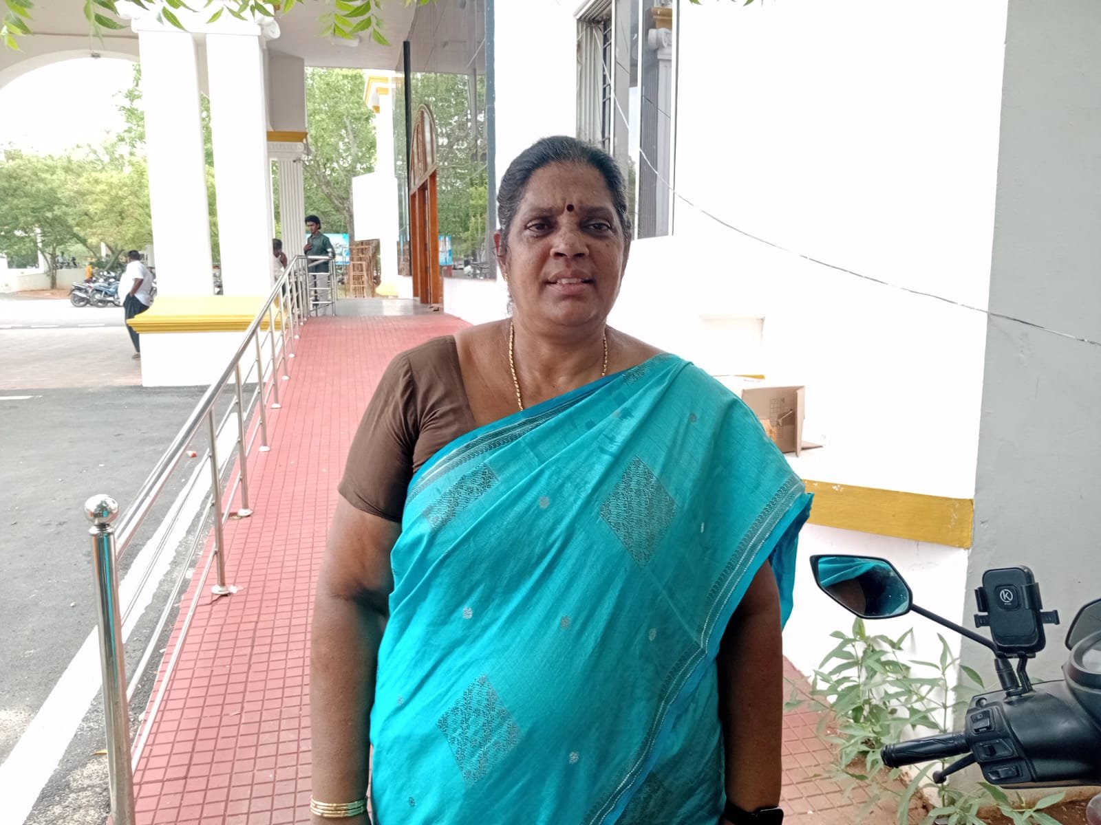 தவெக வை ஆட்சி அமைக்க அழைக்காவிட்டால் உயர் நீதிமன்றத்தில் வழக்கு தொடர்வோம். திருச்சியில் மக்கள் சமூக நீதி பேரவையின் மாநில பொது செயலாளர் சுமதி
